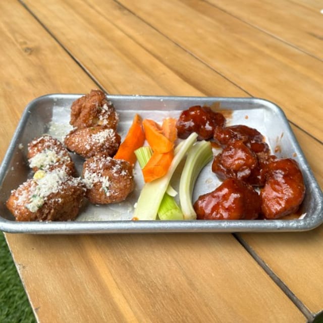 Boneless Wings.